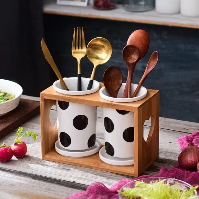 Porta Tempero Nórdico de Cerâmica e Bambu – Estilo e Funcionalidade para Sua Cozinha