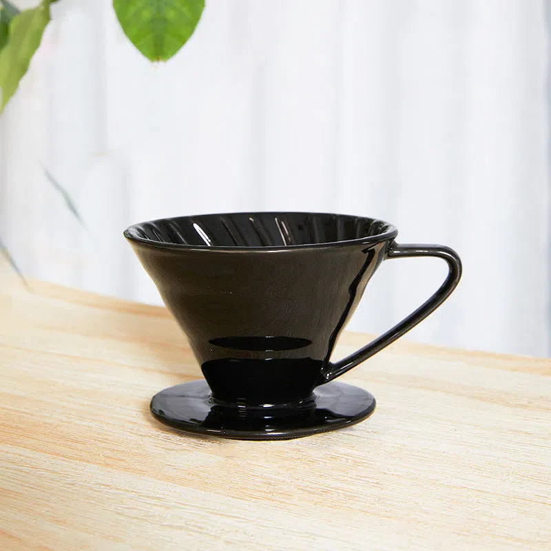 Suporte para Filtro de Café V60 em Cerâmica – Precisão e Estilo no Seu Café