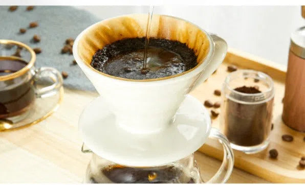 Suporte para Filtro de Café V60 em Cerâmica – Precisão e Estilo no Seu Café