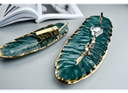 Bandeja Europeia de Folha em Cerâmica – Elegância e Sofisticação para Sua Mesa