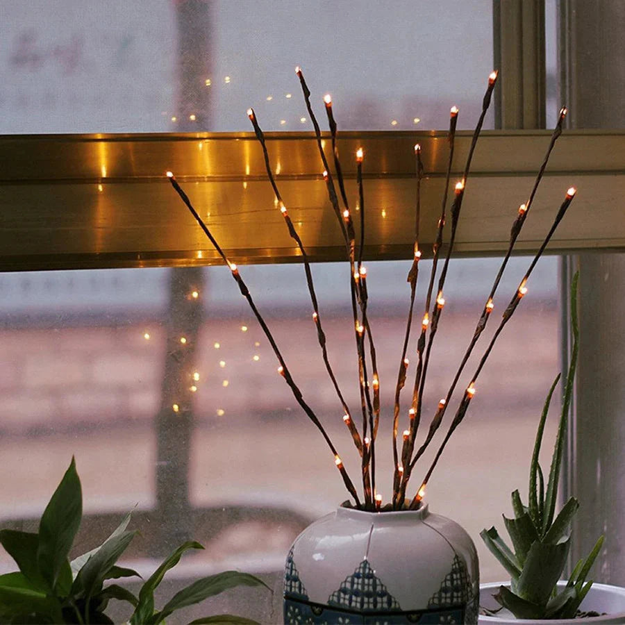 Ramos de Salgueiro com LED – Iluminação Natural e Sofisticada