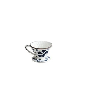 Suporte para Filtro V60 em Cerâmica Pintada à Mão – Elegância e Precisão no Seu Café